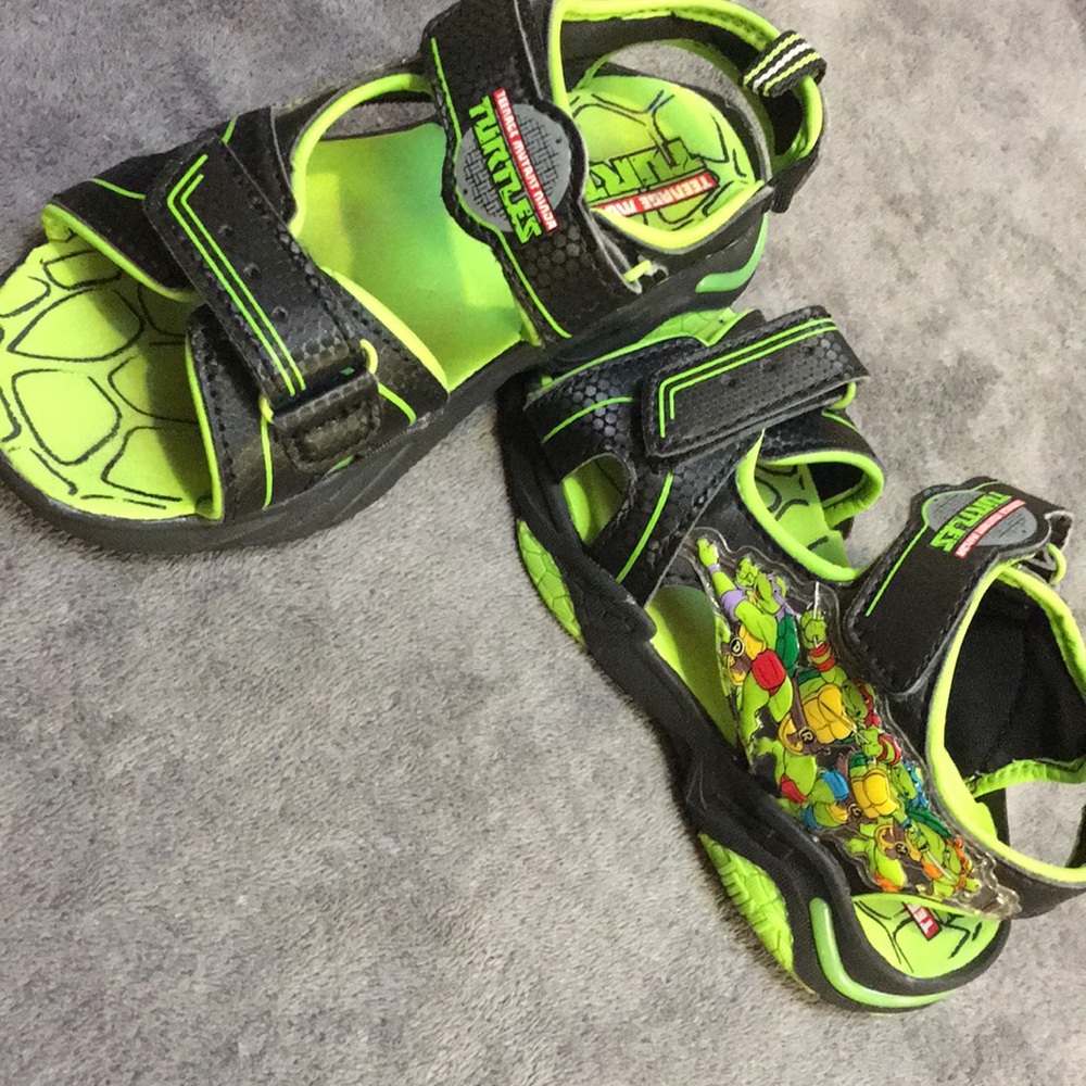 Ninja Turtles light up sandals